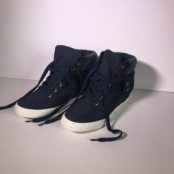 Navy blue canvas sneakers - Picture 2 of 3